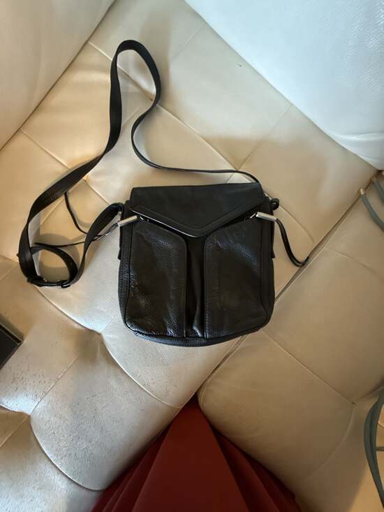 Vince Camuto Handbags - Vince Camuto Black Pebbled Leather Multi-Pocket Crossbody Bag